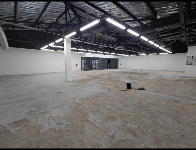 304M² RETAIL TO LET IN BRYANSTON